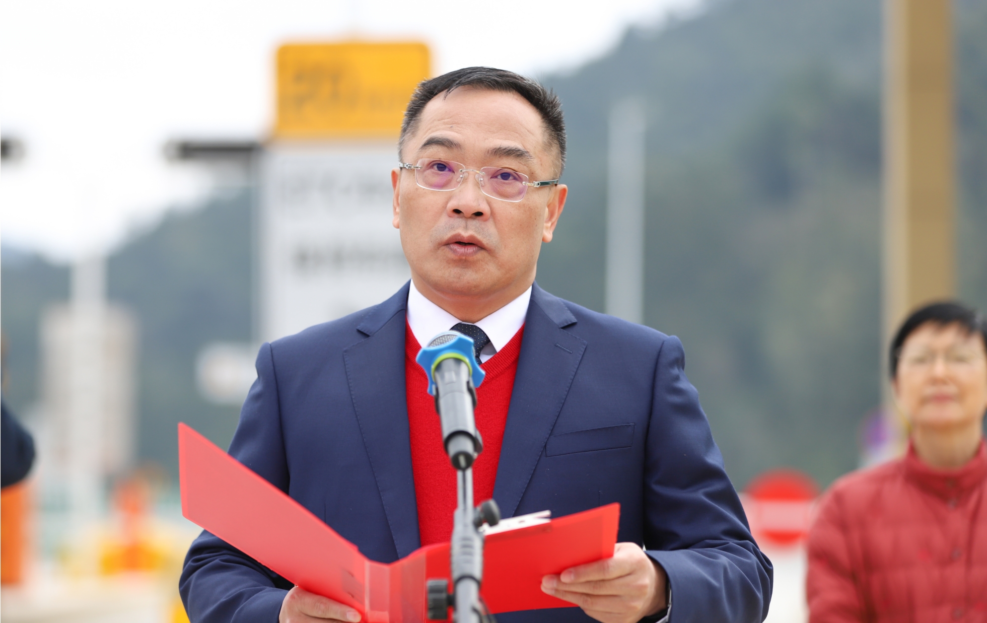 北投集團黨委副書記、副董事長、總經(jīng)理黃學軍_副本.jpg